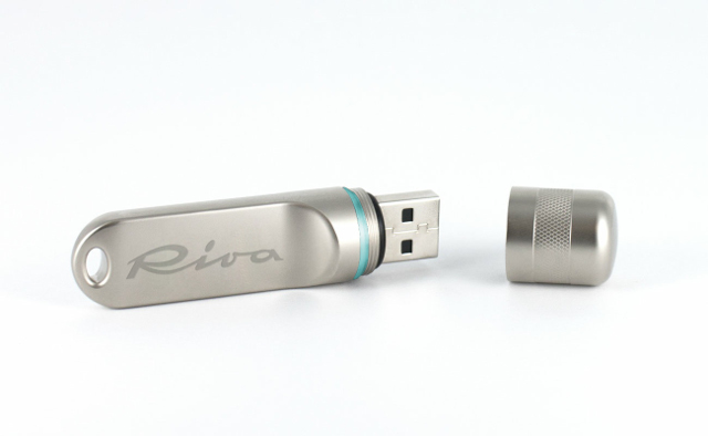 RIVA WATERPROOF 16 GB USB DRIVE 3.0