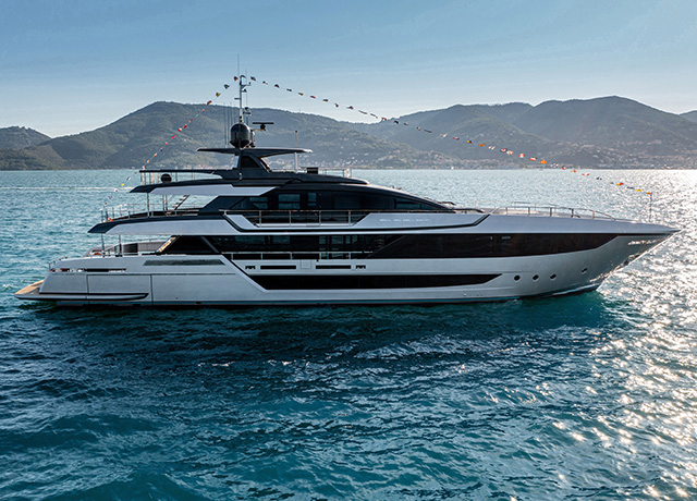 New Riva 130’ Bellissima: the flagship launched for an American owner.<br />
<br />
 